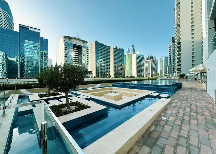 Burj Khalifa View 1 Bedroom Apartment With Balcony For Up To 4 Person